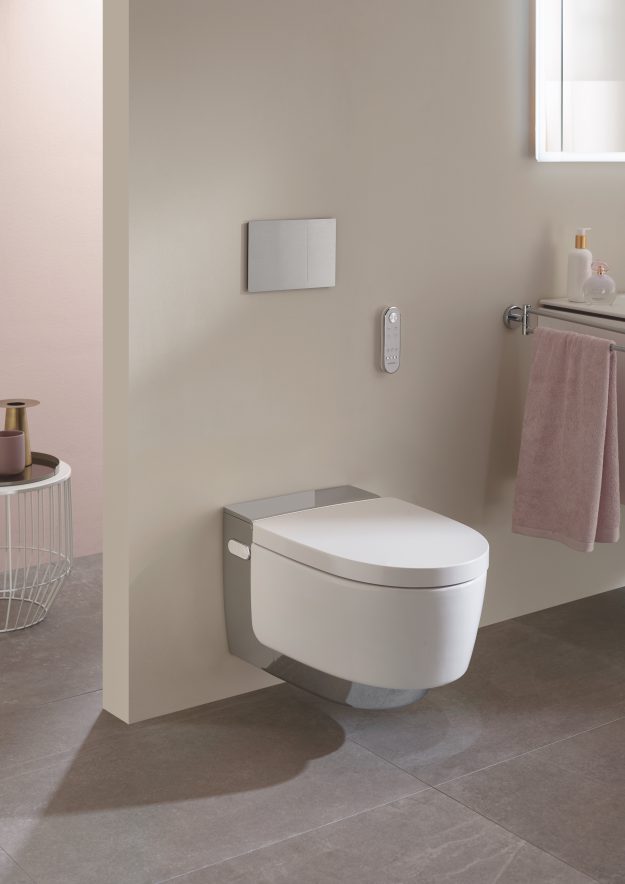Bathroom 1_M_Geberit AquaClean Mera